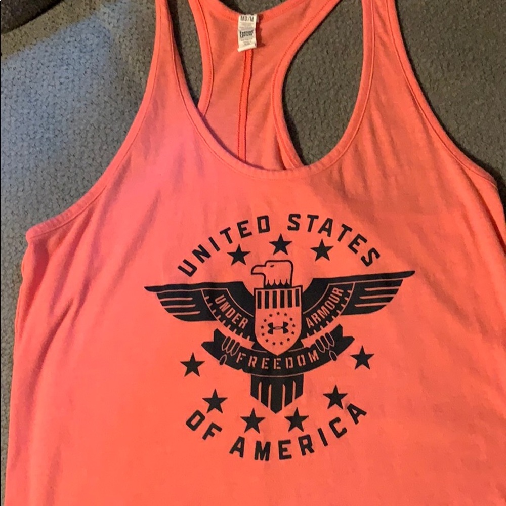 Under Armour top